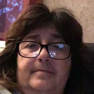 Meet your Posher, Gloria